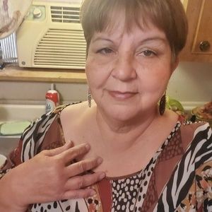 Meet your Posher, Liz